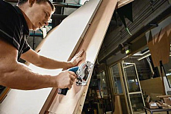  Пила дисковая аккумуляторная "Bosch" GKS 10,8 V-LI 0.601.6A1.001 